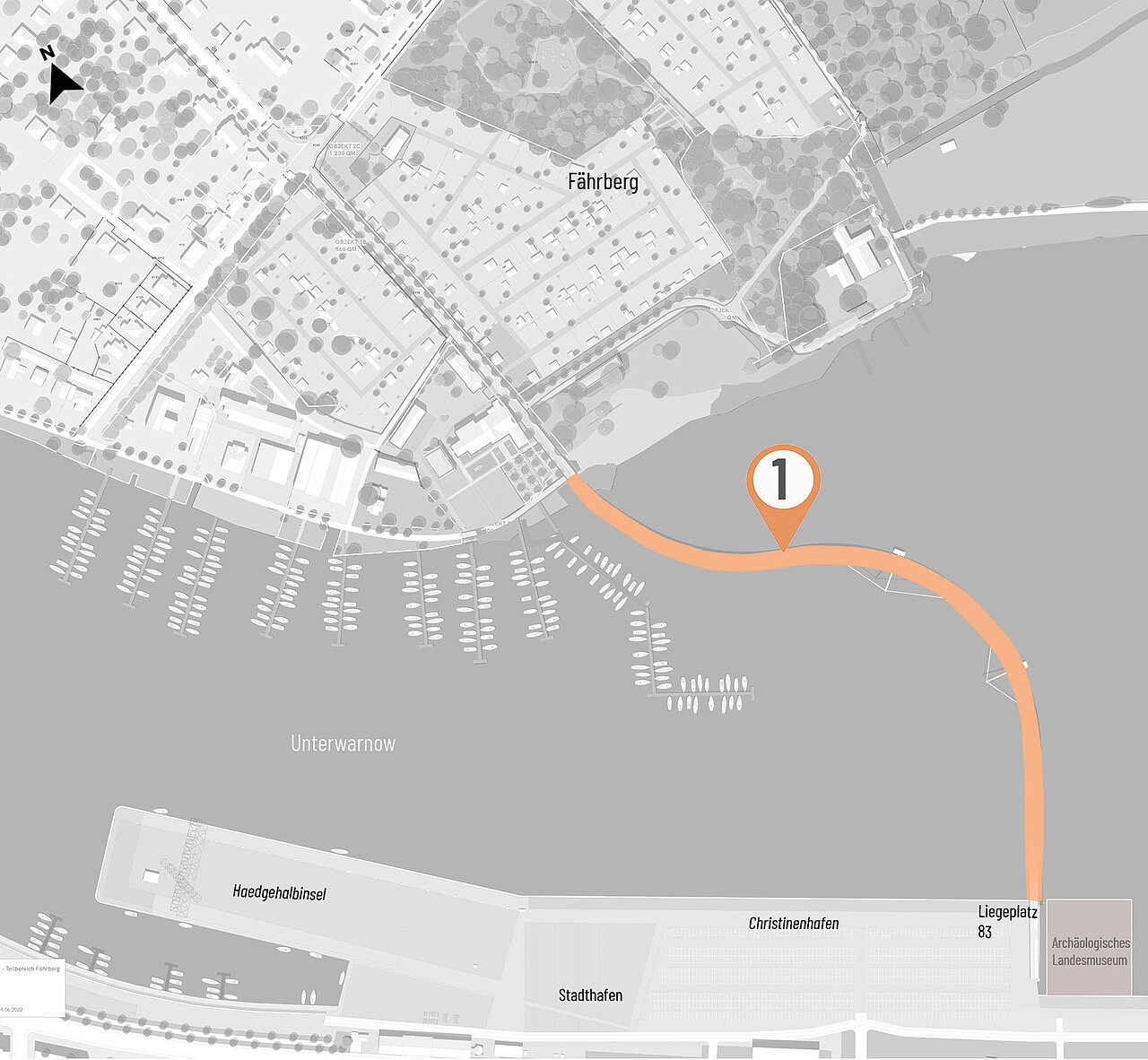 Lageplan der Warnowbrücke mit markiertem Brückenverlauf über den Unterwarnow-Fluss, angrenzende Bereiche Fährberg, Stadthafen und Archäologisches Landesmuseum